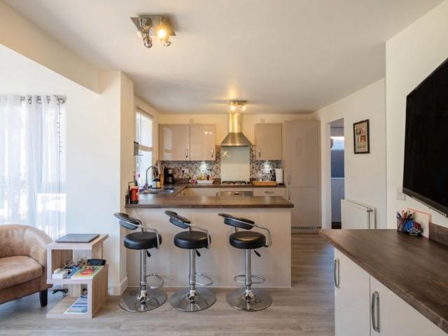 House for sale in Barton In Fabis, East Midlands