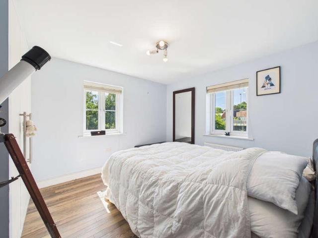 House for sale in Wickhurst Green, Horsham