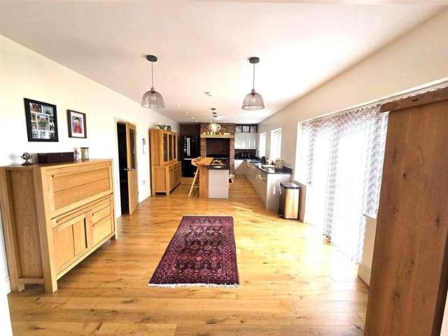 House for sale in Costhorpe, East Midlands