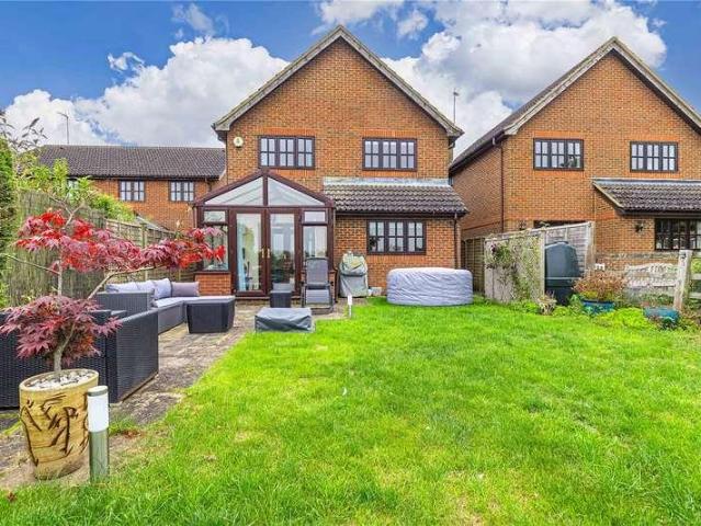 House for sale in Edlesborough, Buckinghamshire