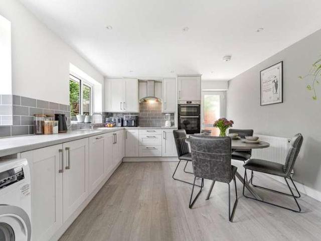 House for sale in Evershot, Oxfordshire