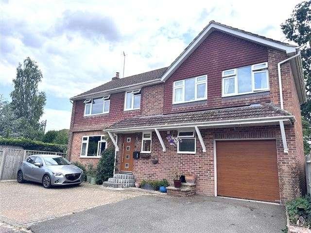 House for sale in Perryfields, West Sussex