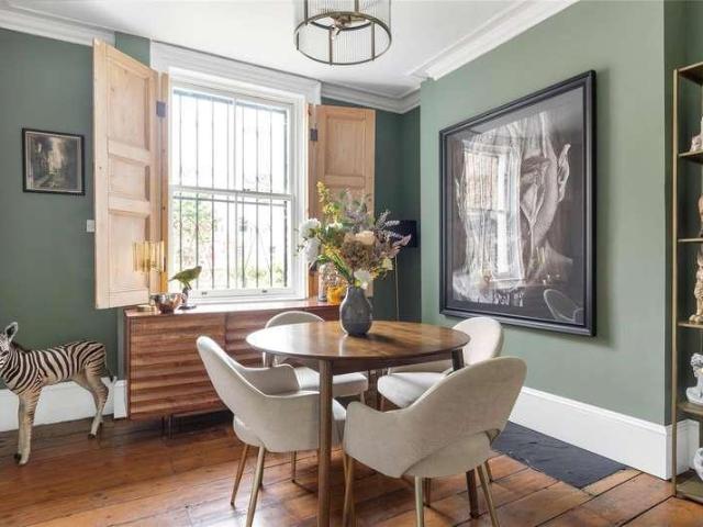 House for sale in Camberwell, Greater London