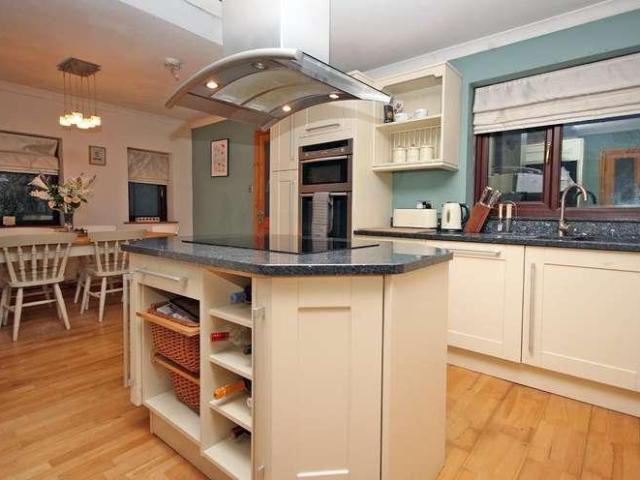 House for sale in Groeslon-waun, Waunfawr
