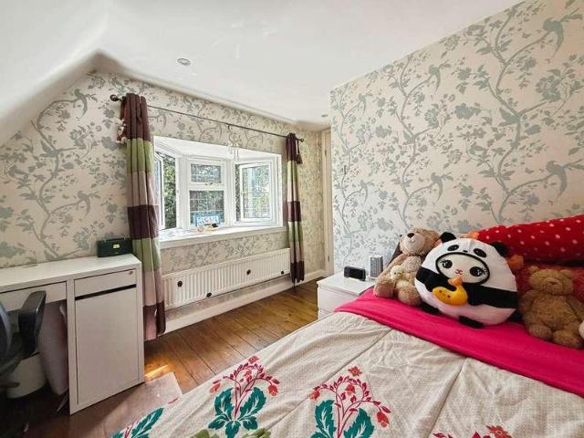 House for sale in Finchampstead