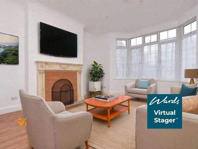 House for sale in Upton, Acol