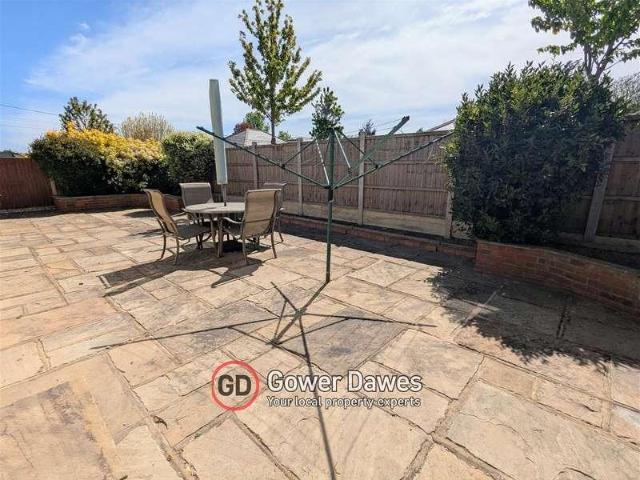 House for sale in Chadwell St Mary, Essex