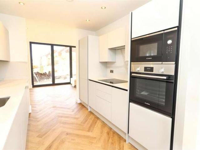 House for sale in Borehamwood, Hertsmere