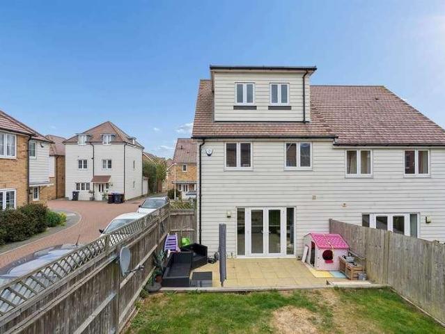 House for sale in South Street, The Bridge