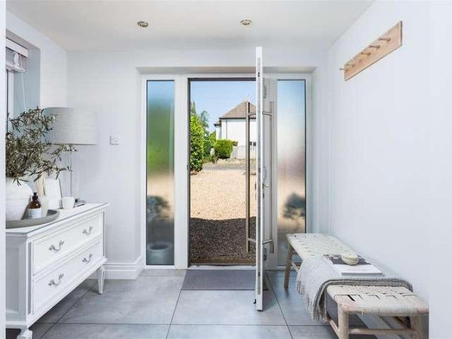 House for sale in Bramhope, West Yorkshire