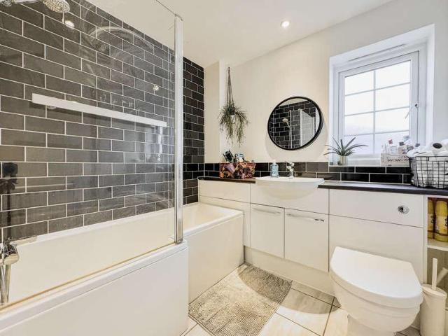 House for sale in Pitstone
