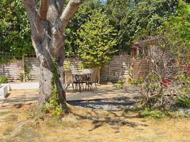 House for sale in Doomsday Green, Horsham