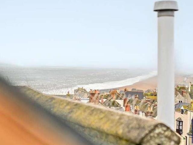 House for sale in Fortuneswell, East Dorset