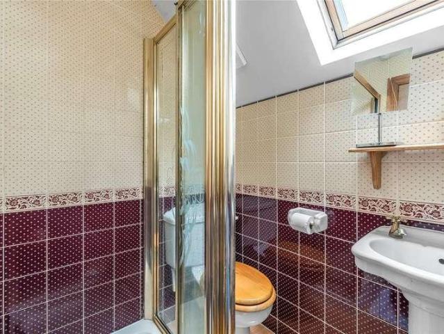 House for sale in Onslow Village, Guildford