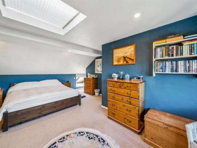 House for sale in London Borough of Ealing, Greater London
