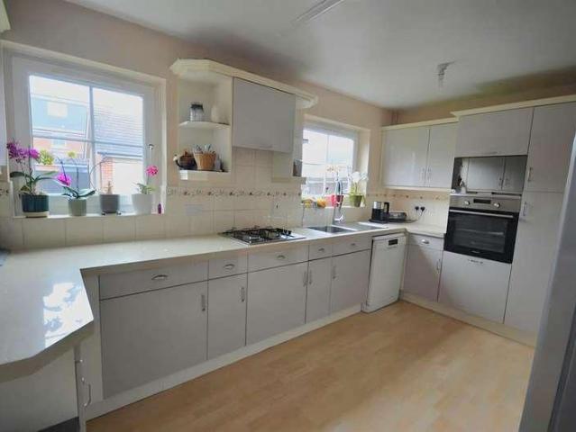 House for sale in Chipping Hill, Essex