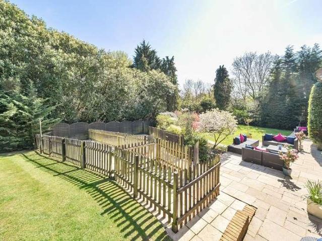 House for sale in Pinner, London Borough of Harrow