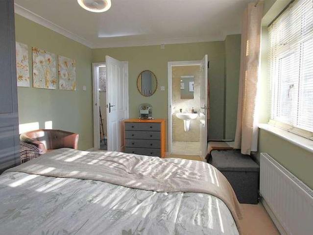 House for sale in Stourbridge, West Midlands