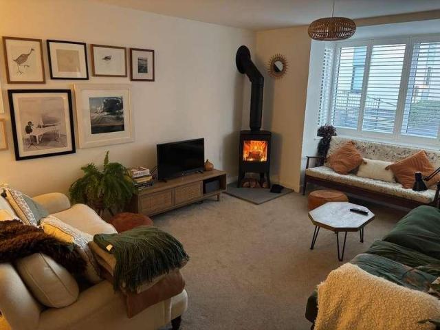 House for sale in Ogmore-by-sea, Wales
