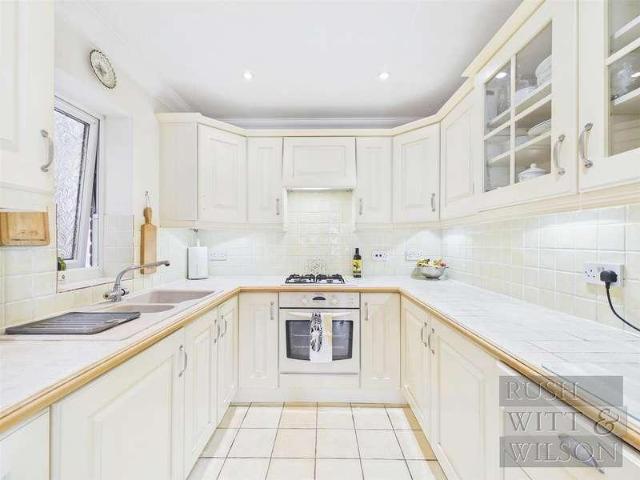 House for sale in High Wickham, Guestling Green