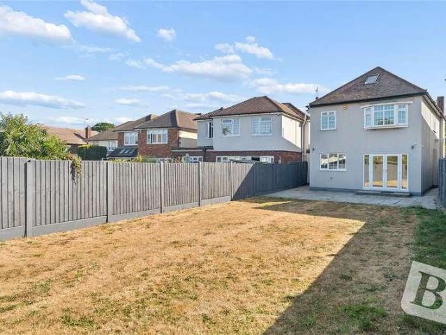 House for sale in Emerson Park, Greater London