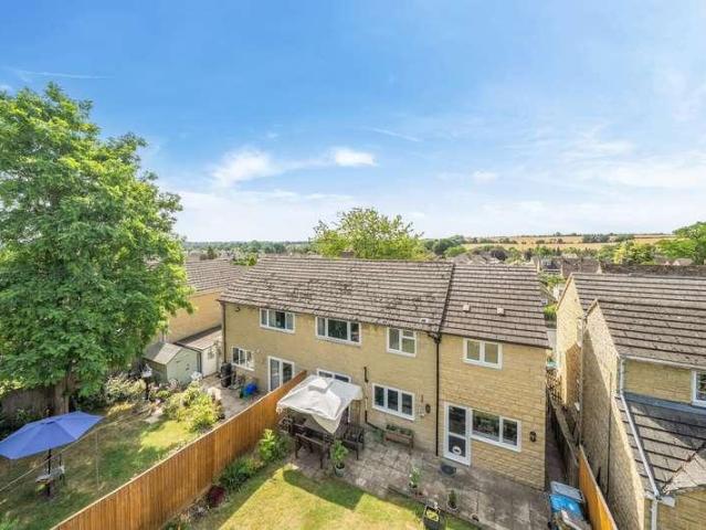House for sale in Black Bourton, Oxfordshire