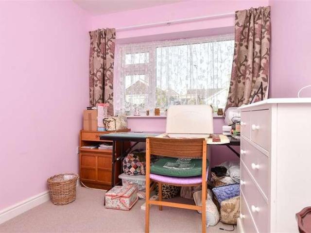 House for sale in Upton, Acol