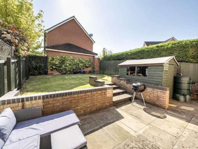 House for sale in Chipping Hill, Essex