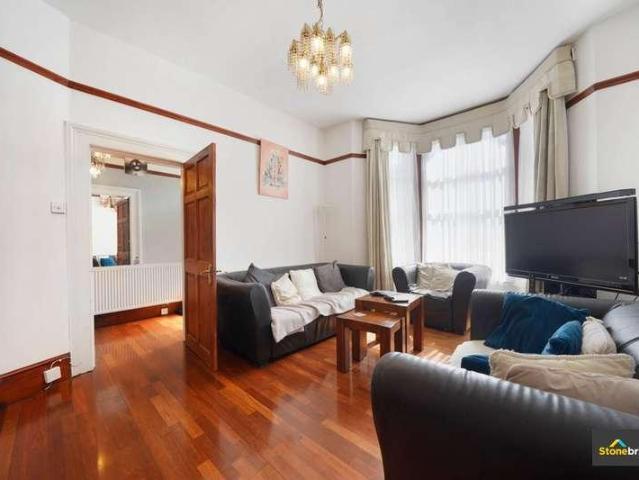 House for sale in Forest Gate, Greater London
