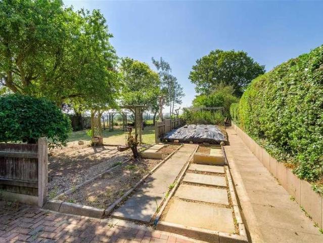 House for sale in Isham, Burton Latimer