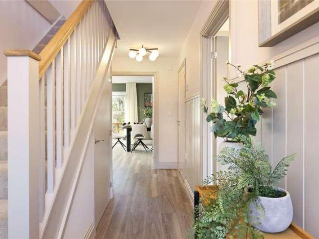 House for sale in Fole, Surrey