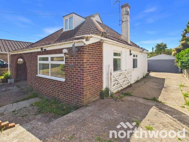 House for sale in Folkestone, Kent