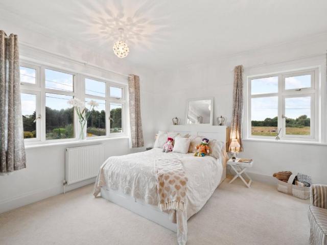 House for sale in Church Fenton, North Yorkshire