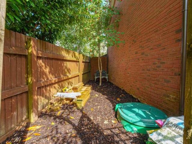 House for sale in Llantarnam, Wales