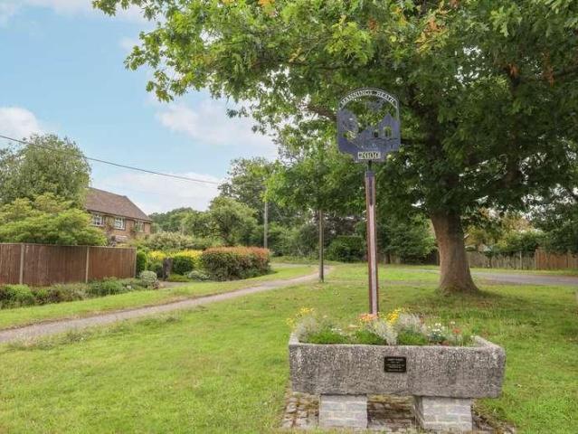 House for sale in Nuthurst, Horsham