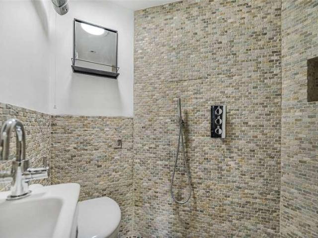 House for sale in London Borough of Lewisham, Brockley