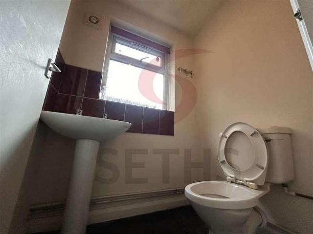 House for sale in Bede Island, Old Wharf