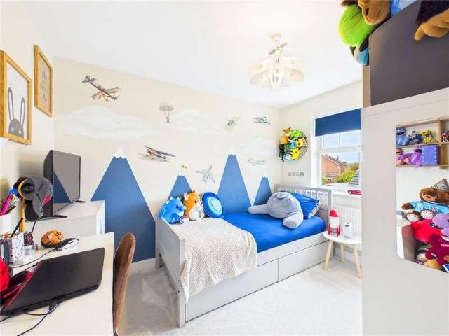 House for sale in Primsland, Crookhill