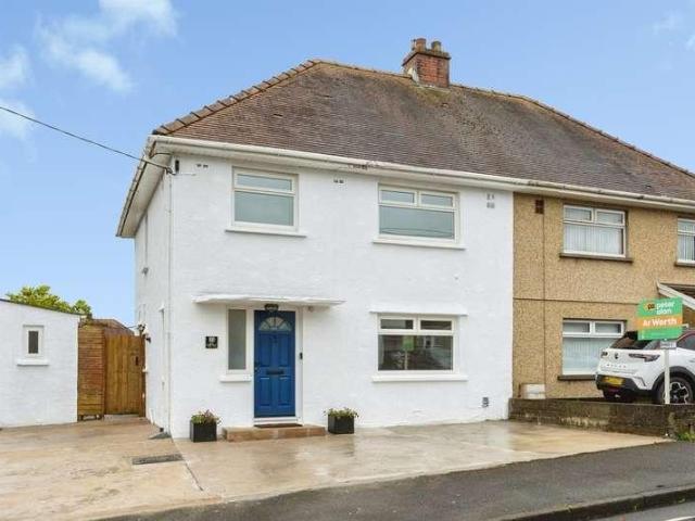 House for sale in Gorseinon, Wales