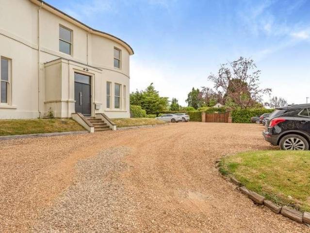 House for sale in Great Oxendon, Northamptonshire