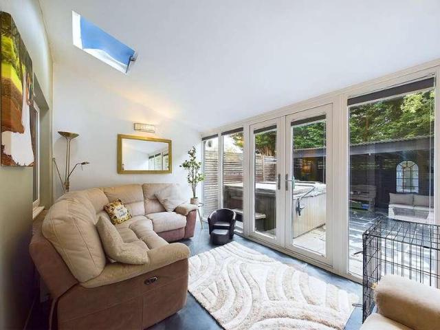 House for sale in Stokenchurch, Buckinghamshire