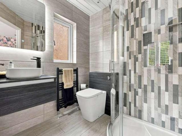 House for sale in Kedleston, East Midlands