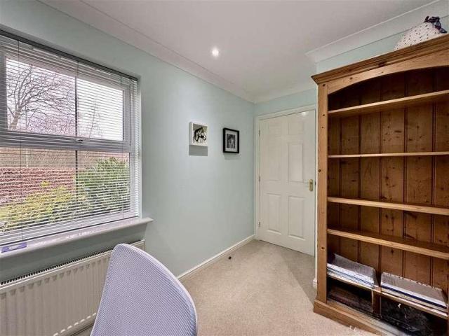 House for sale in Huddersfield, Lascelles Hall