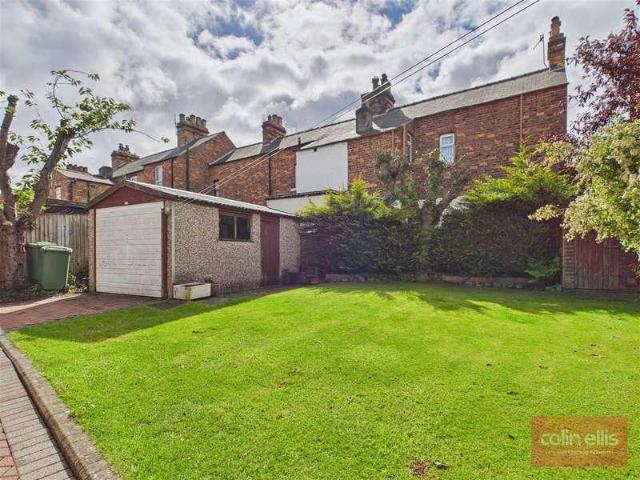 House for sale in Falsgrave, Scarborough