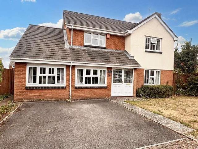House for sale in Rhoose, Wales