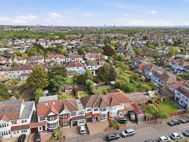 House for sale in South Woodford, Isle Of Man