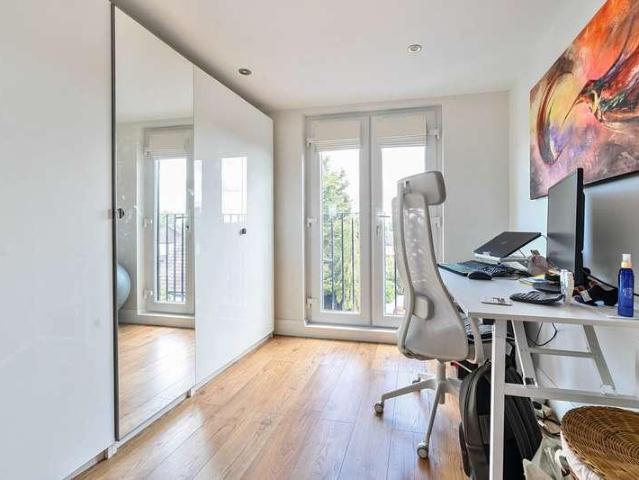 House for sale in Northwood, Northwood