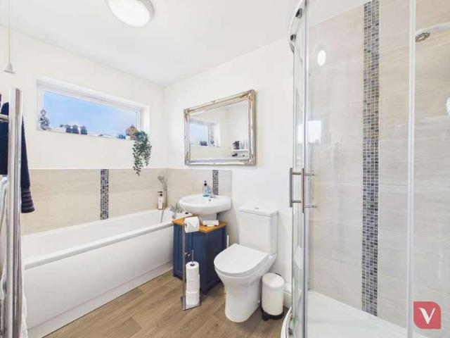 House for sale in Bramingham Park