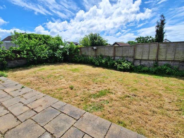 House for sale in Porthcawl, Newton