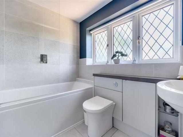 House for sale in Finchampstead